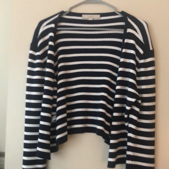 LOFT Large sweater and undershirt set, come together. - Picture 3 of 3